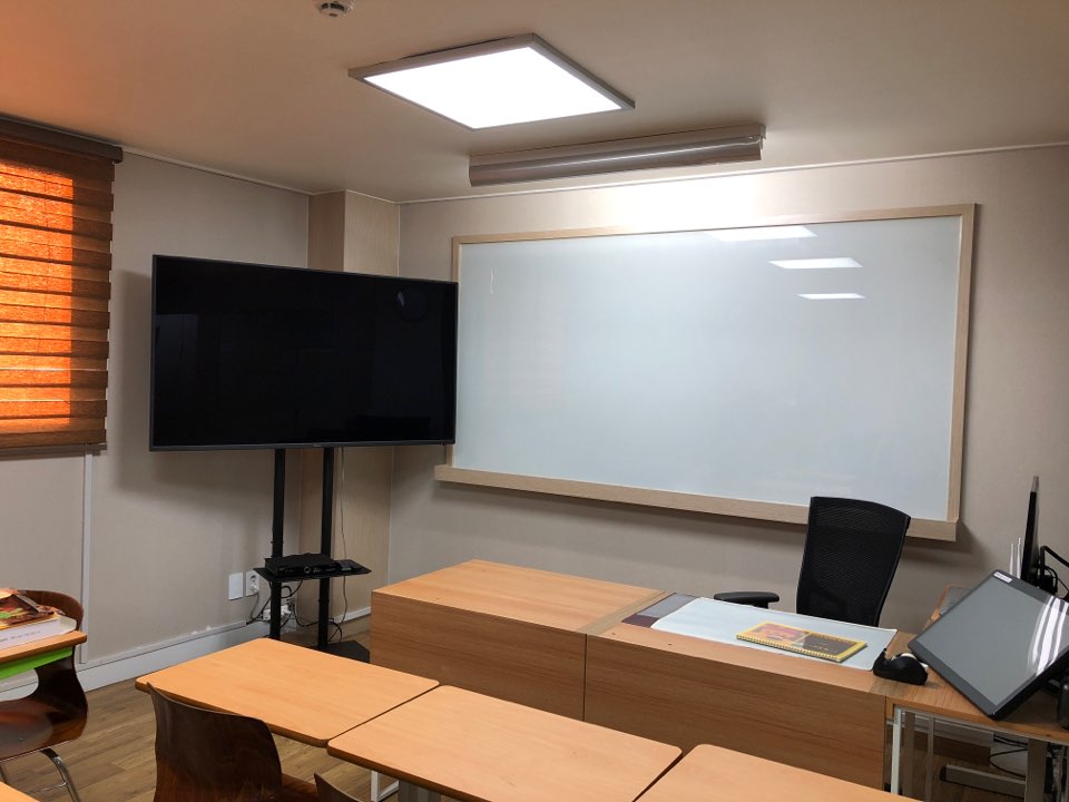 차수학잉글리시아이학원 전농캠퍼스