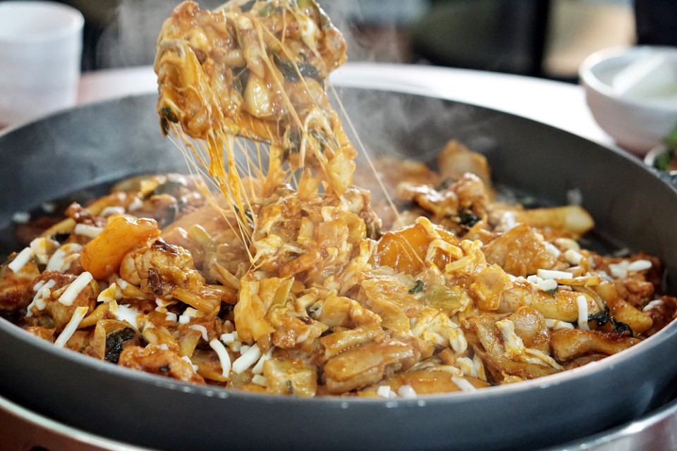 중화호반닭갈비 아차산점