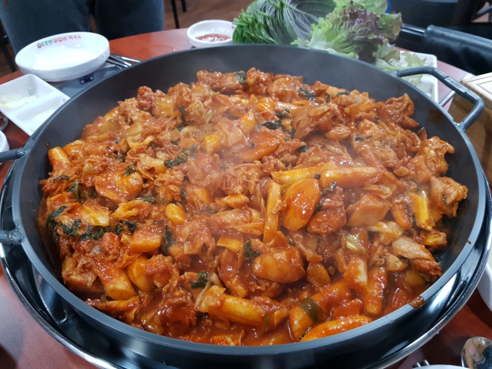 중화호반닭갈비 아차산점