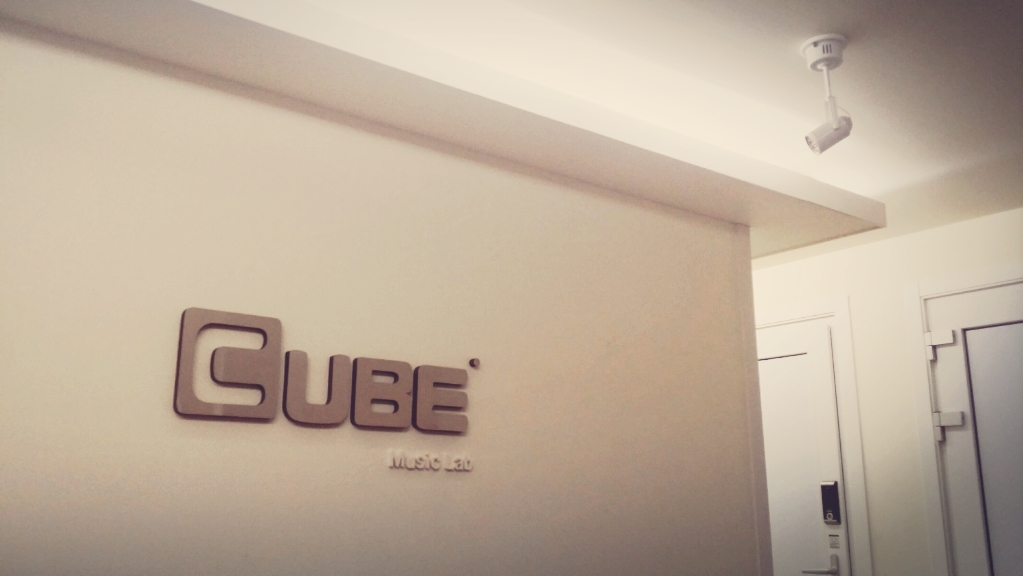 1번째 스튜디오 사진