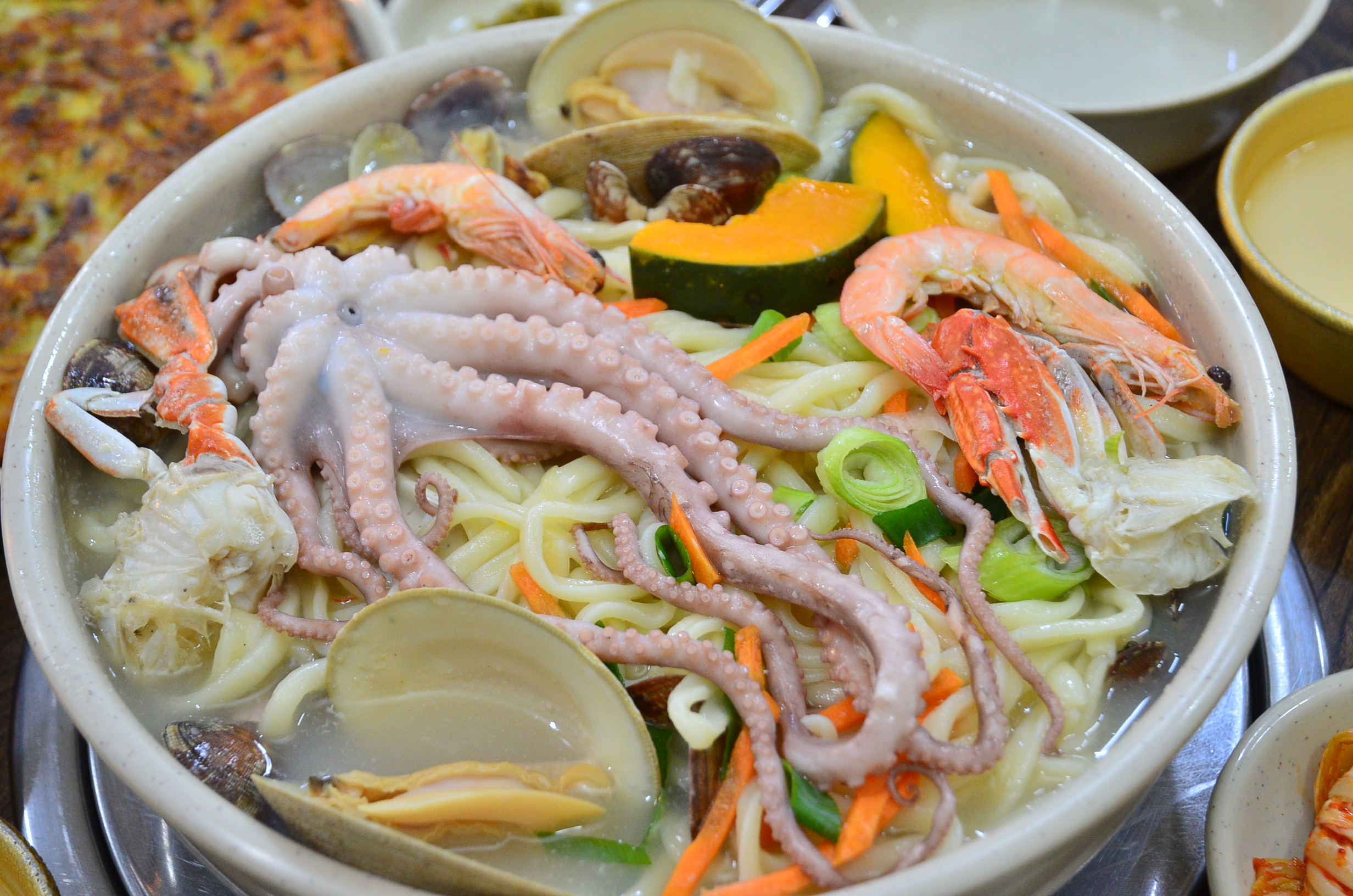 16호원조할머니칼국수 대부도본점
