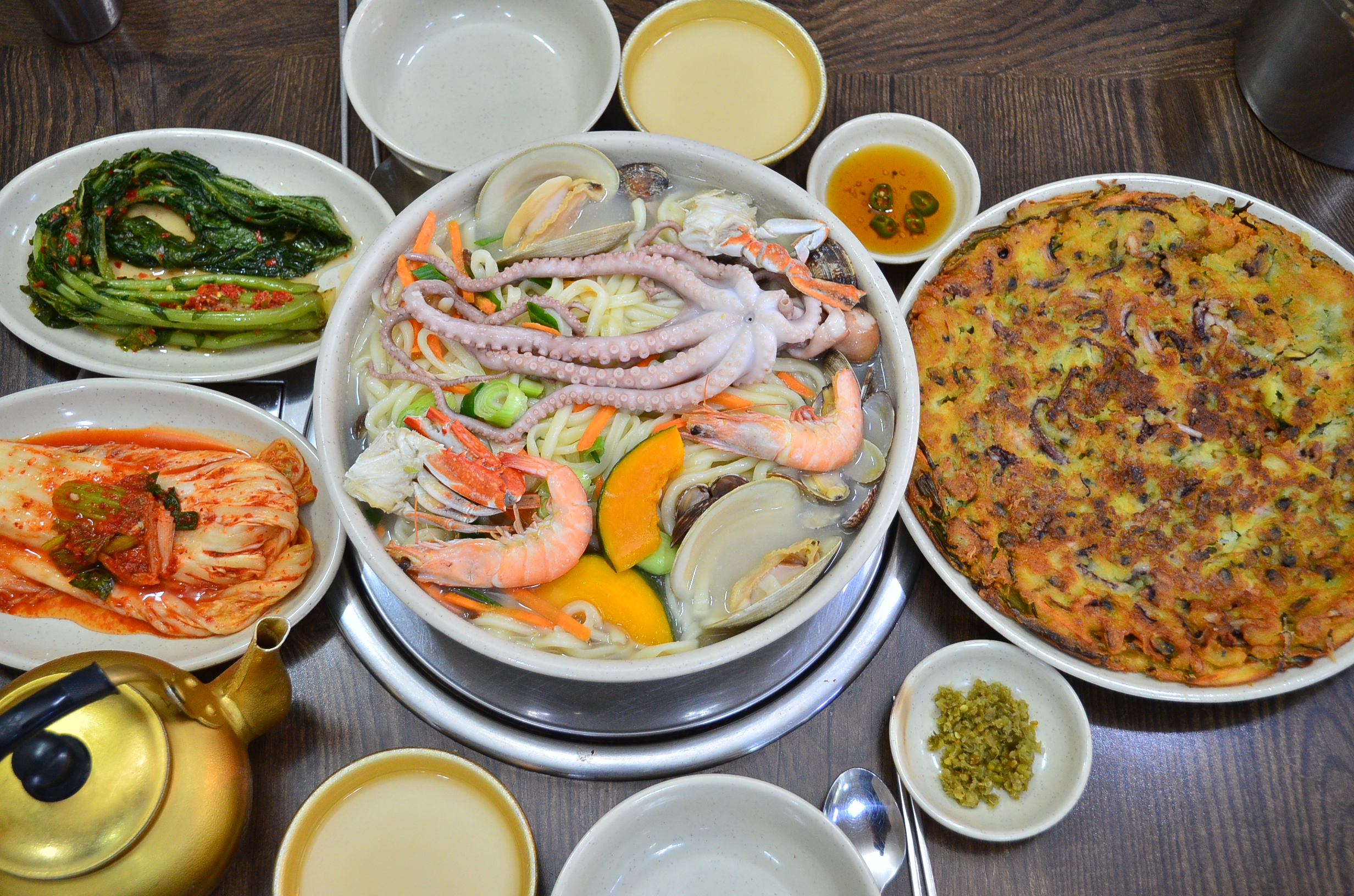 16호원조할머니칼국수 대부도본점