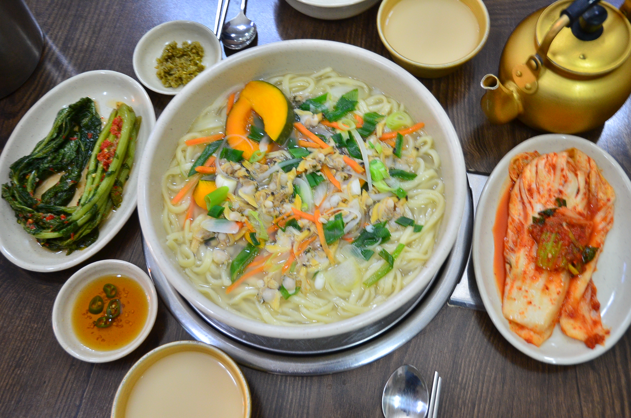 16호원조할머니칼국수 대부도본점