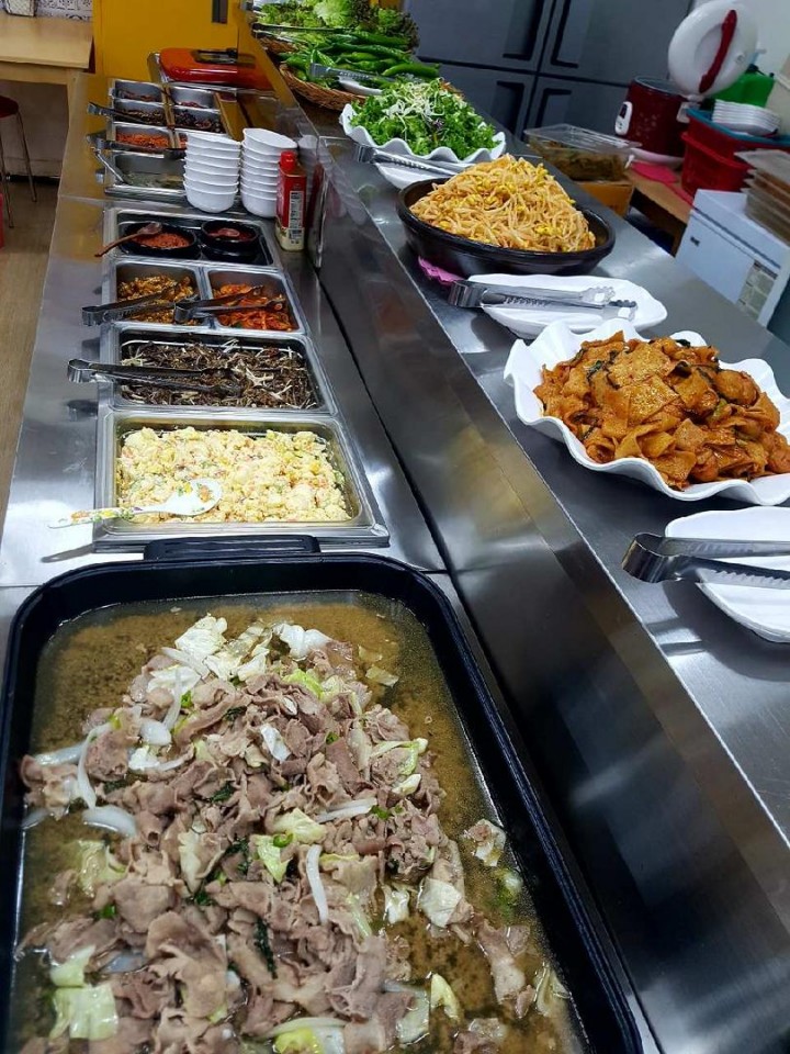 동네푸드 한식뷔페