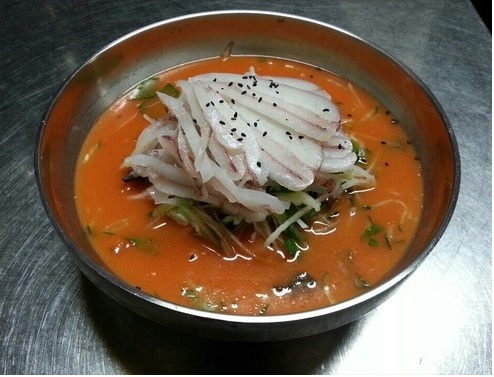 별난닭곰탕집