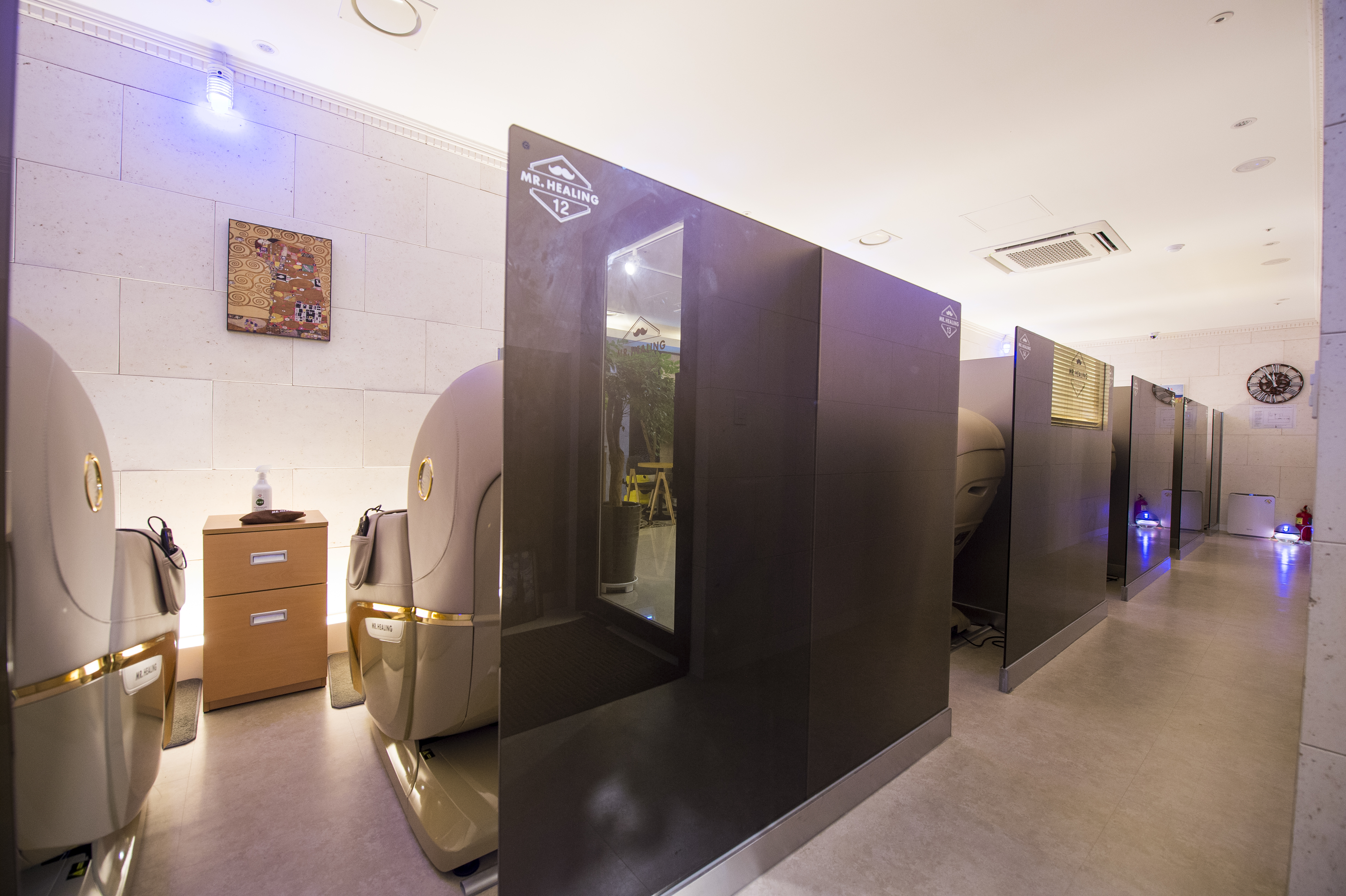 미스터힐링 명동역점 photo 4