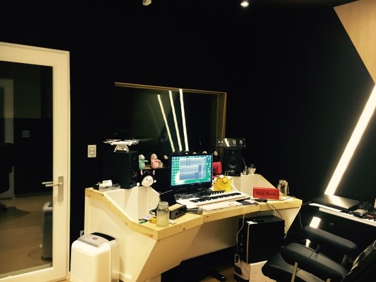 1번째 스튜디오 사진