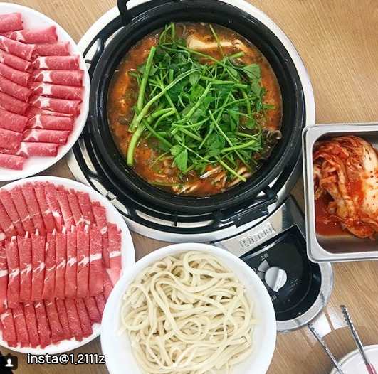 등촌샤브칼국수 충주점