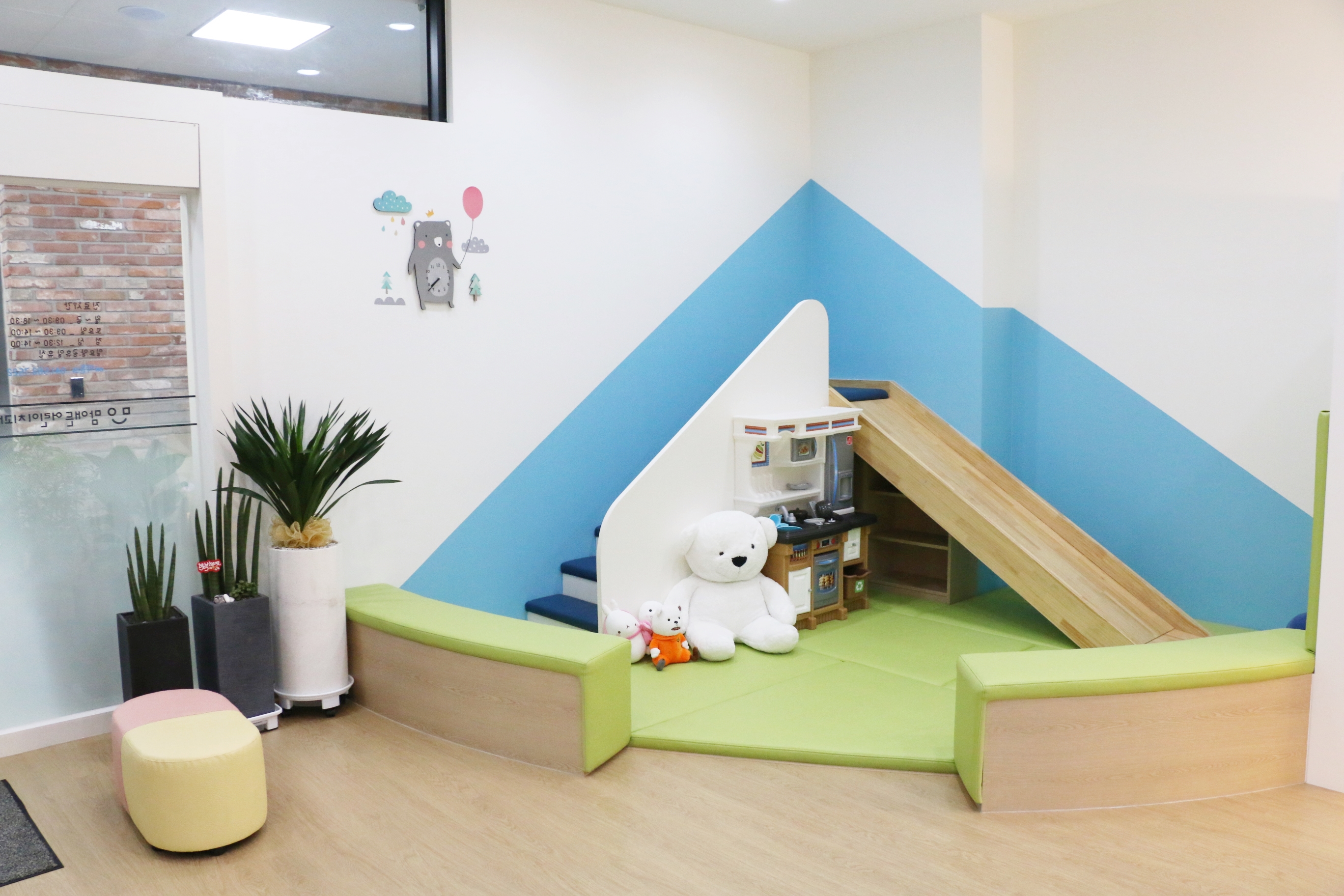 맘애든어린이치과의원 대표 이미지