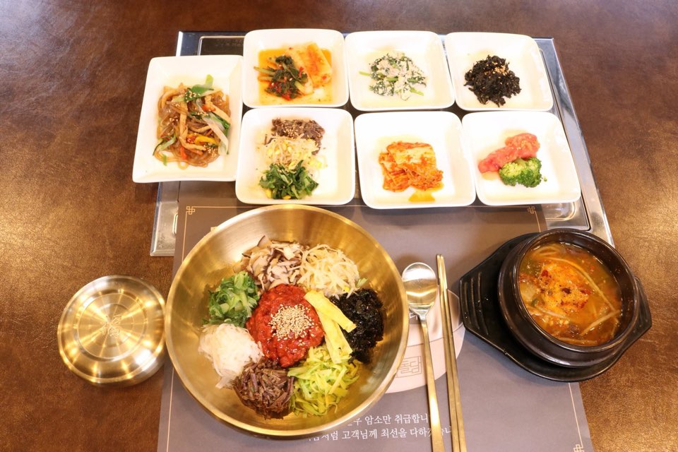 돌담한우숯불명가