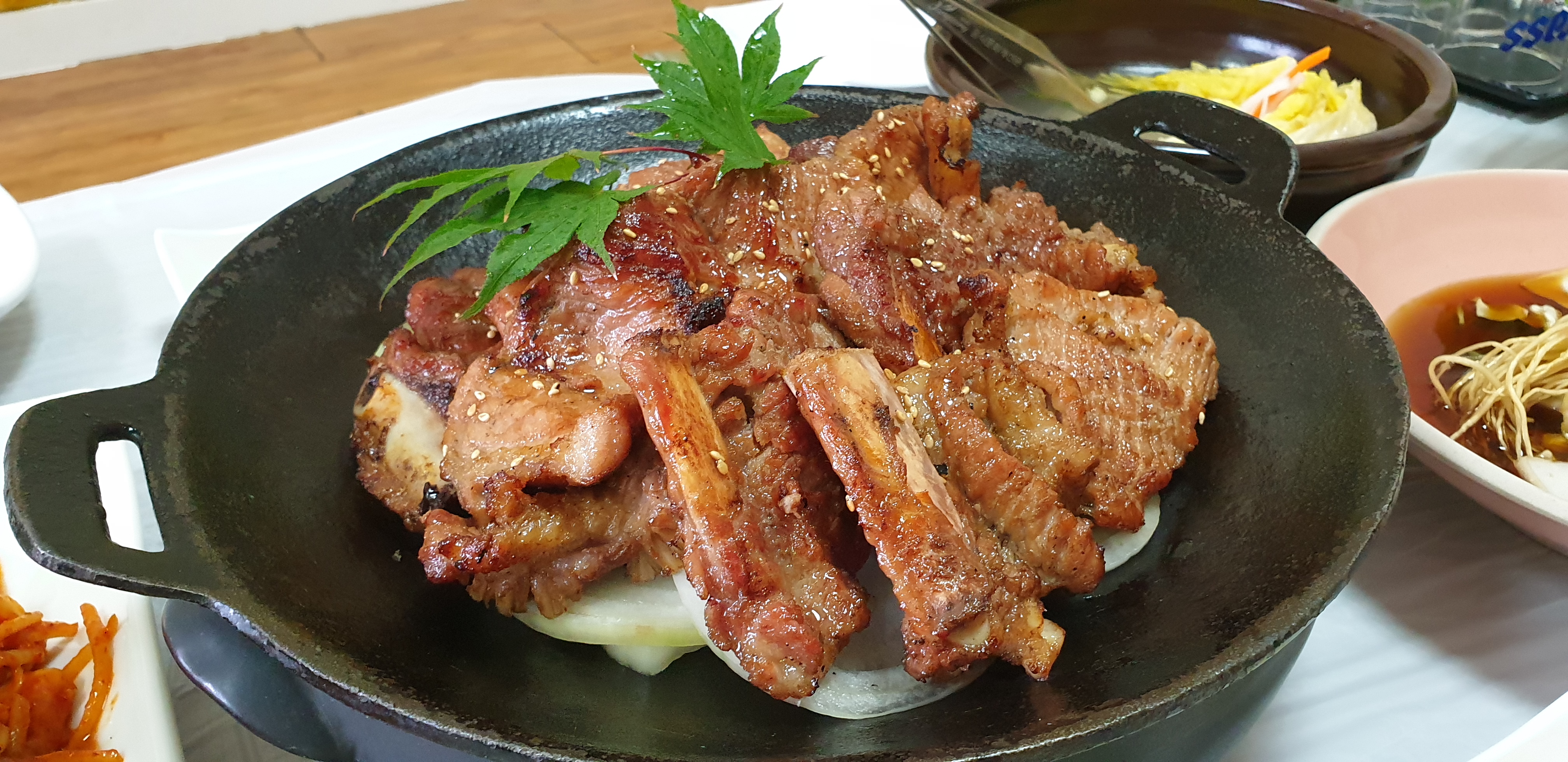 초야숯불갈비