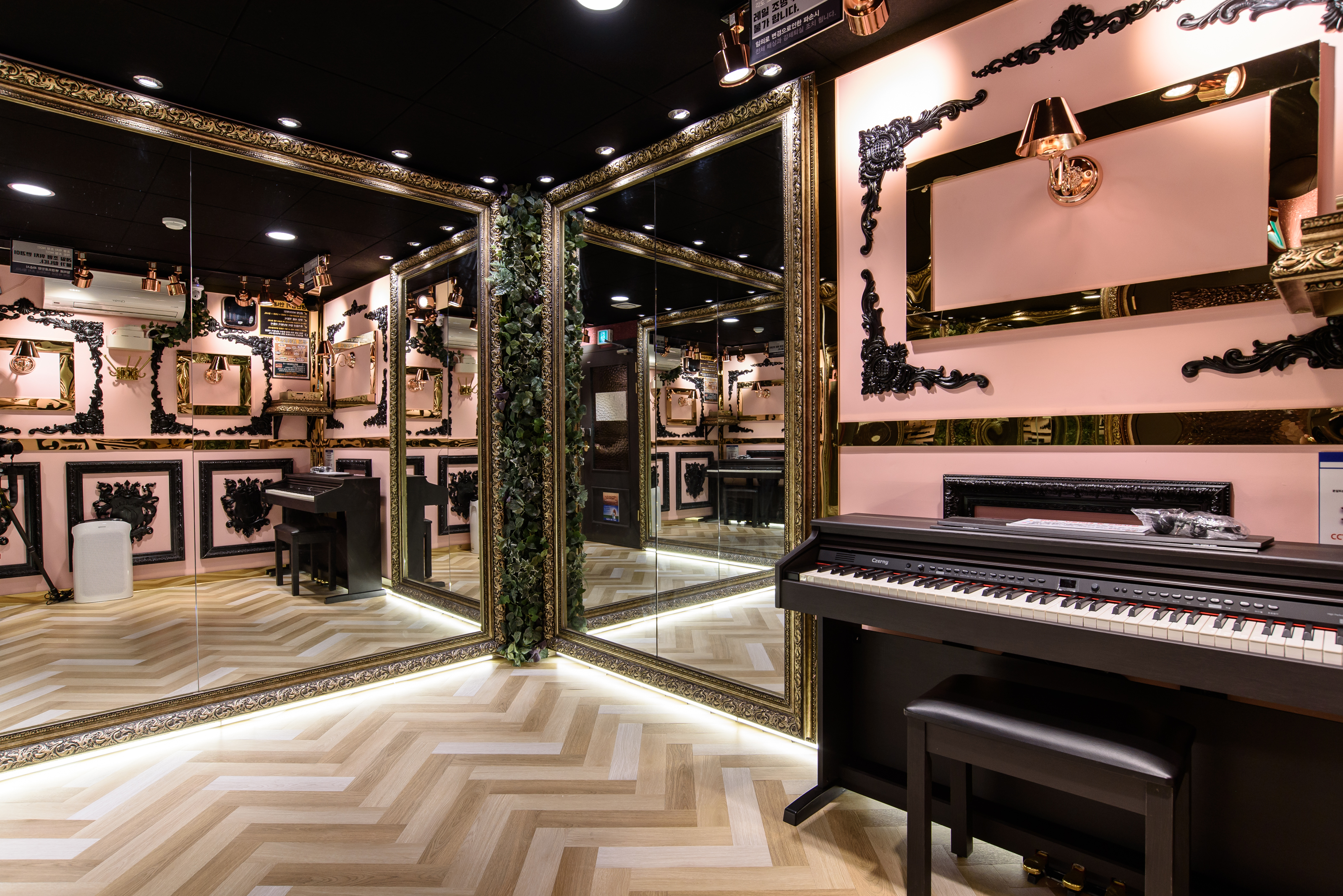 1번째 스튜디오 사진