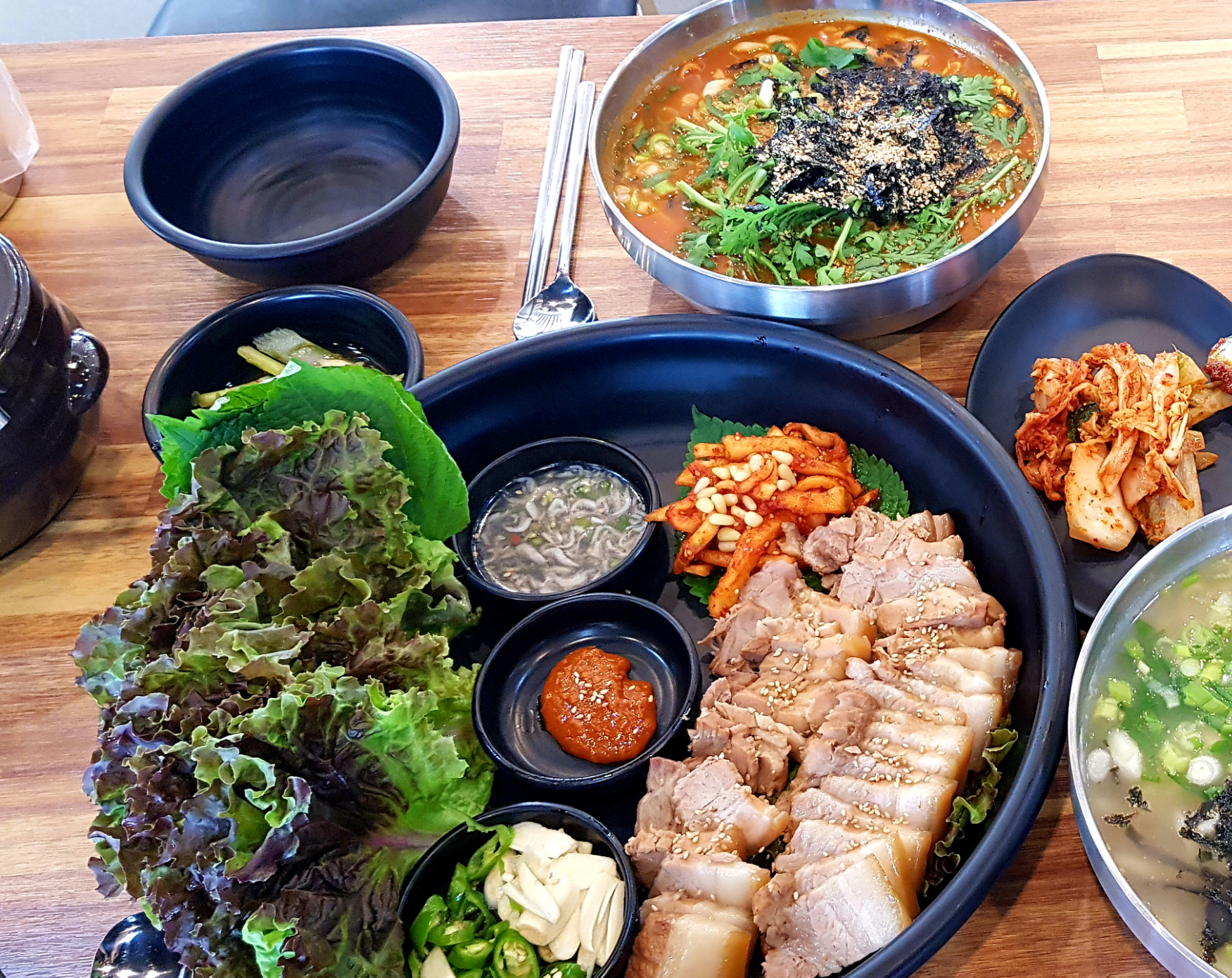 장군칼국수