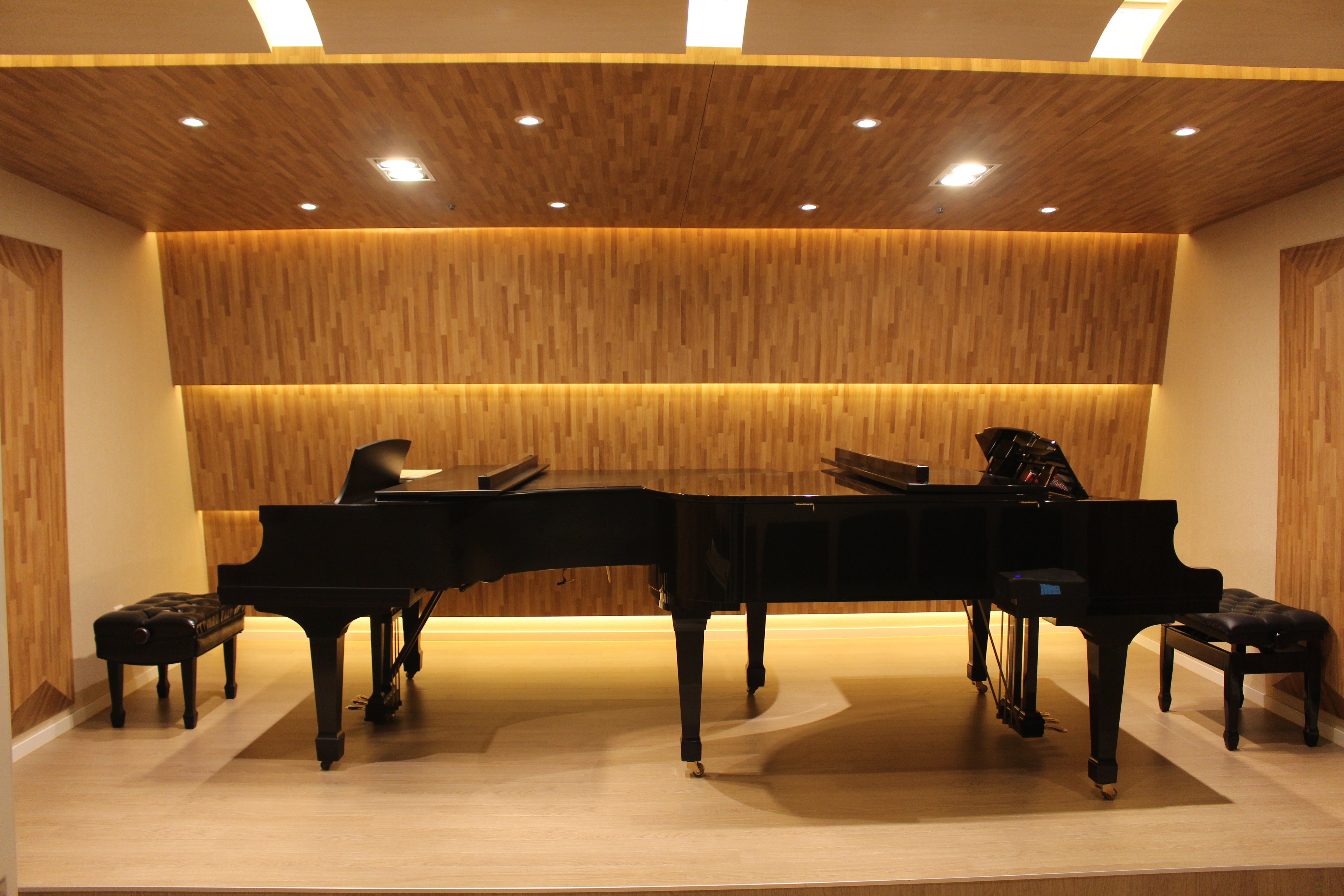 1번째 스튜디오 사진