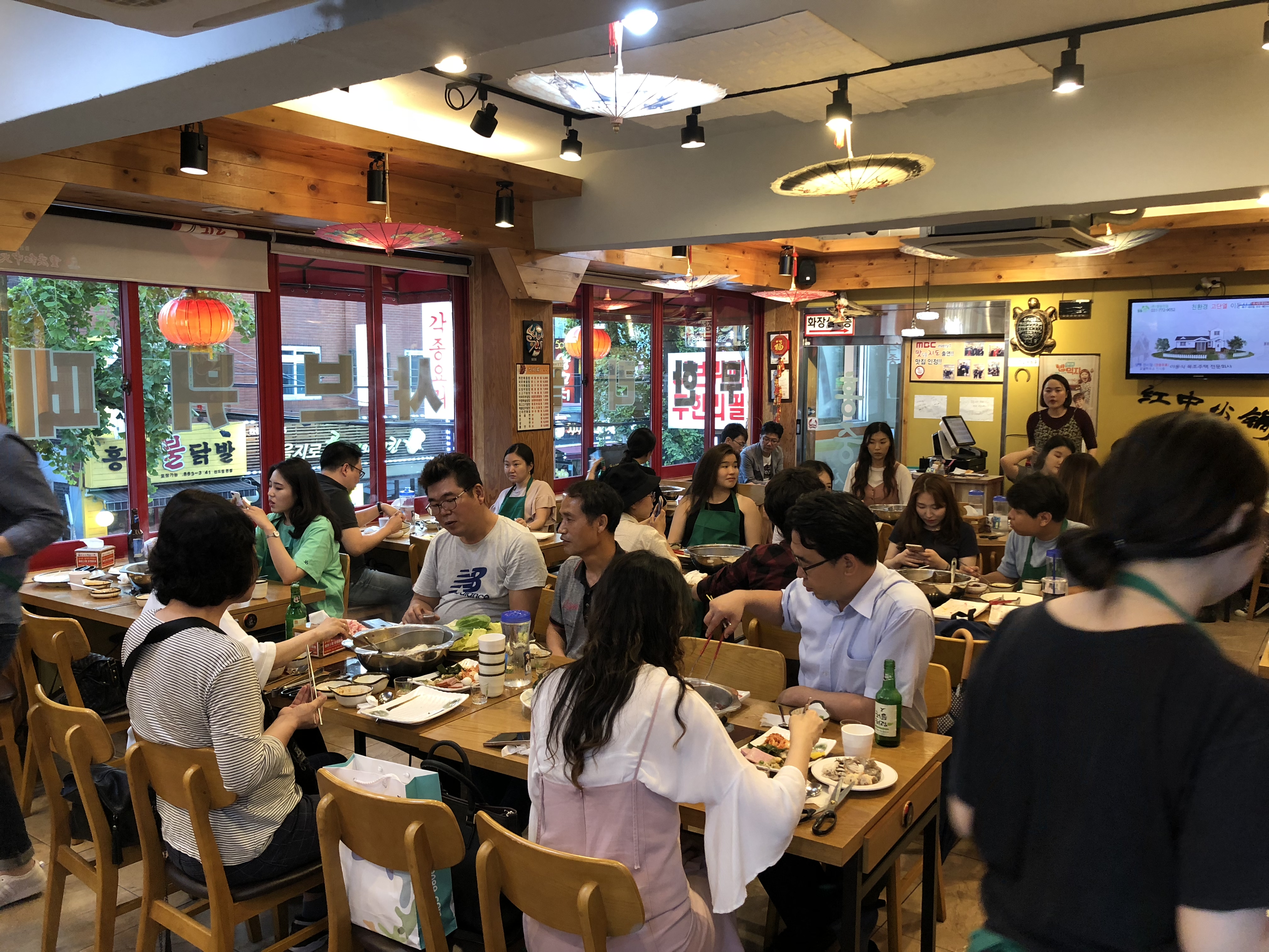 홍중샤브뷔페