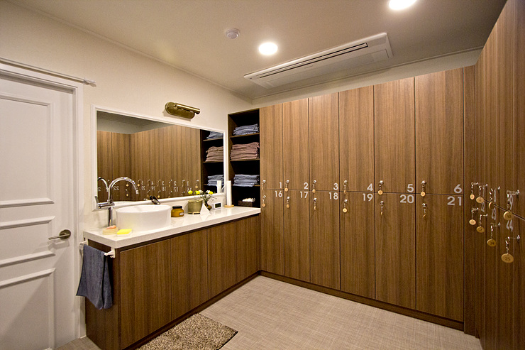 인플라잉요가 대표 이미지