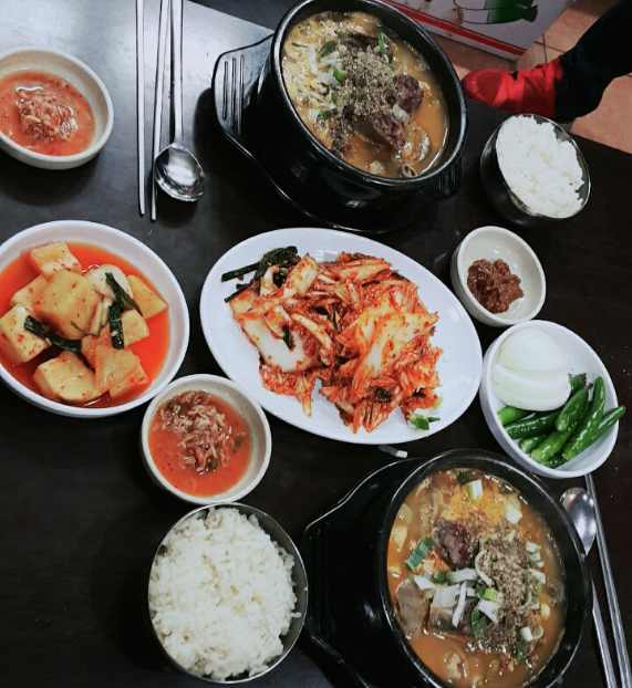 장터손칼국수