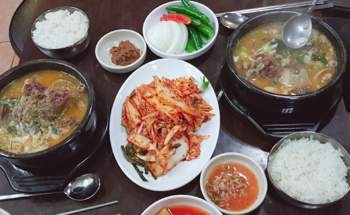 장터손칼국수