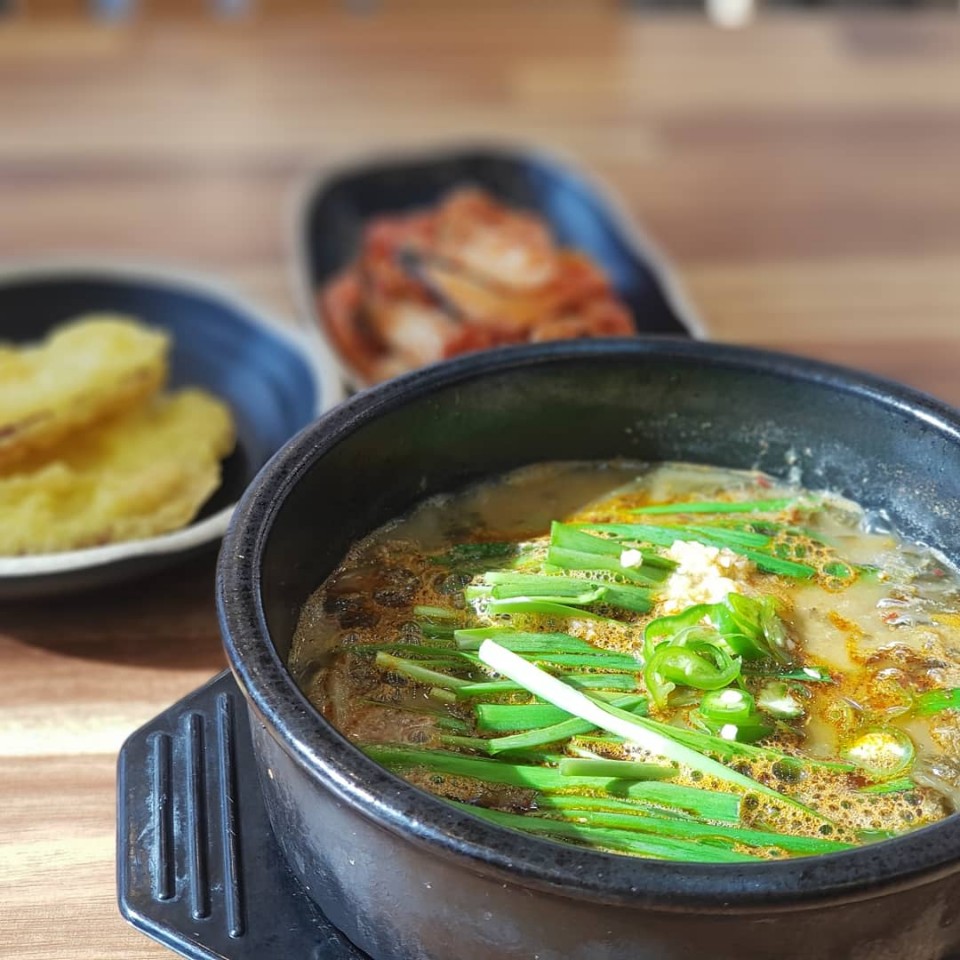 633추어탕 김이네행복한족발집