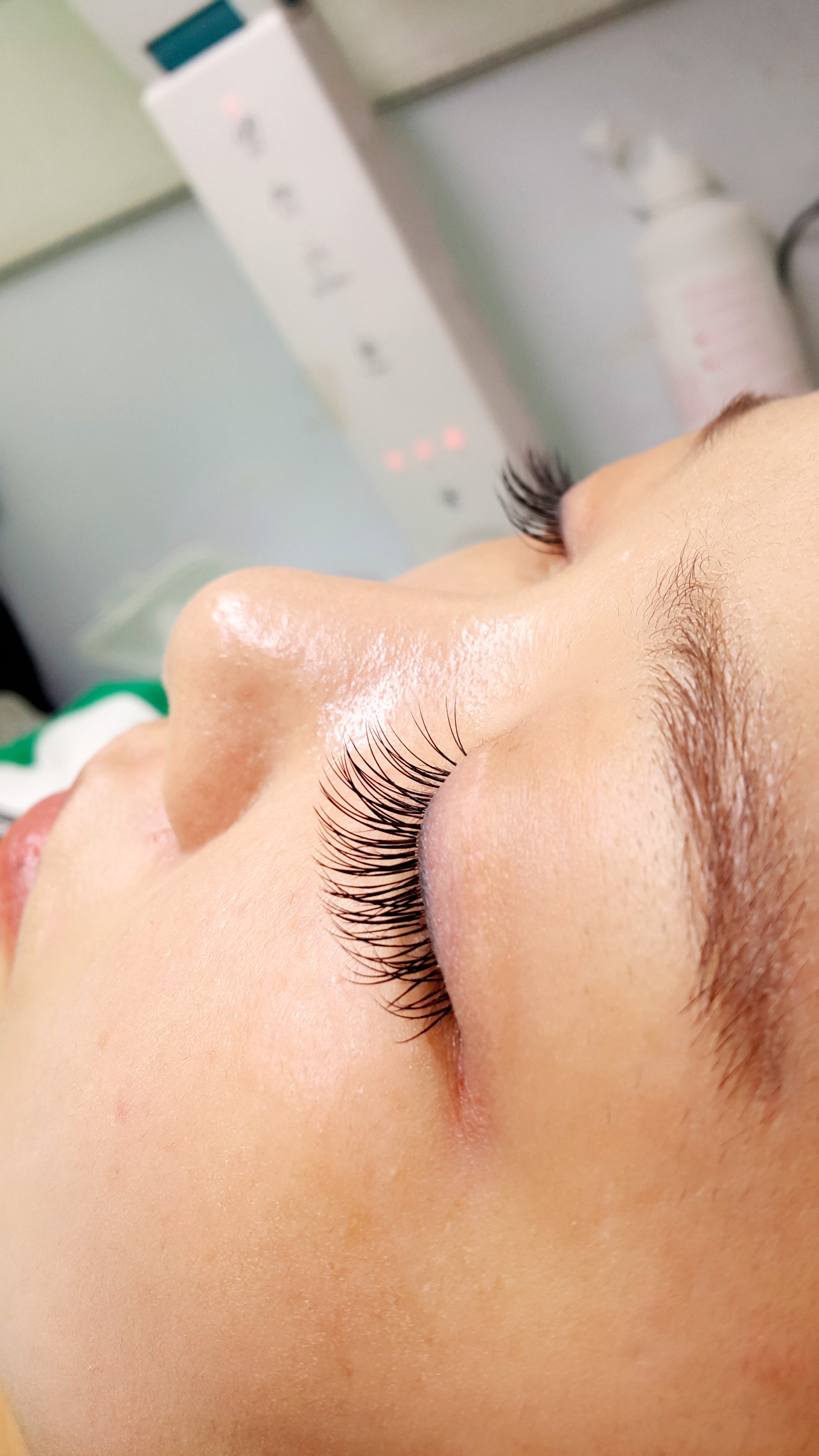 눈썹쟁이안나 대표 이미지