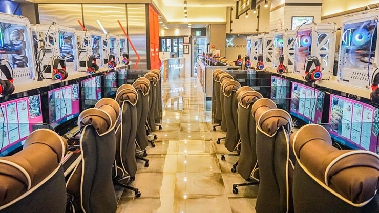 긱스타 PC CAFE