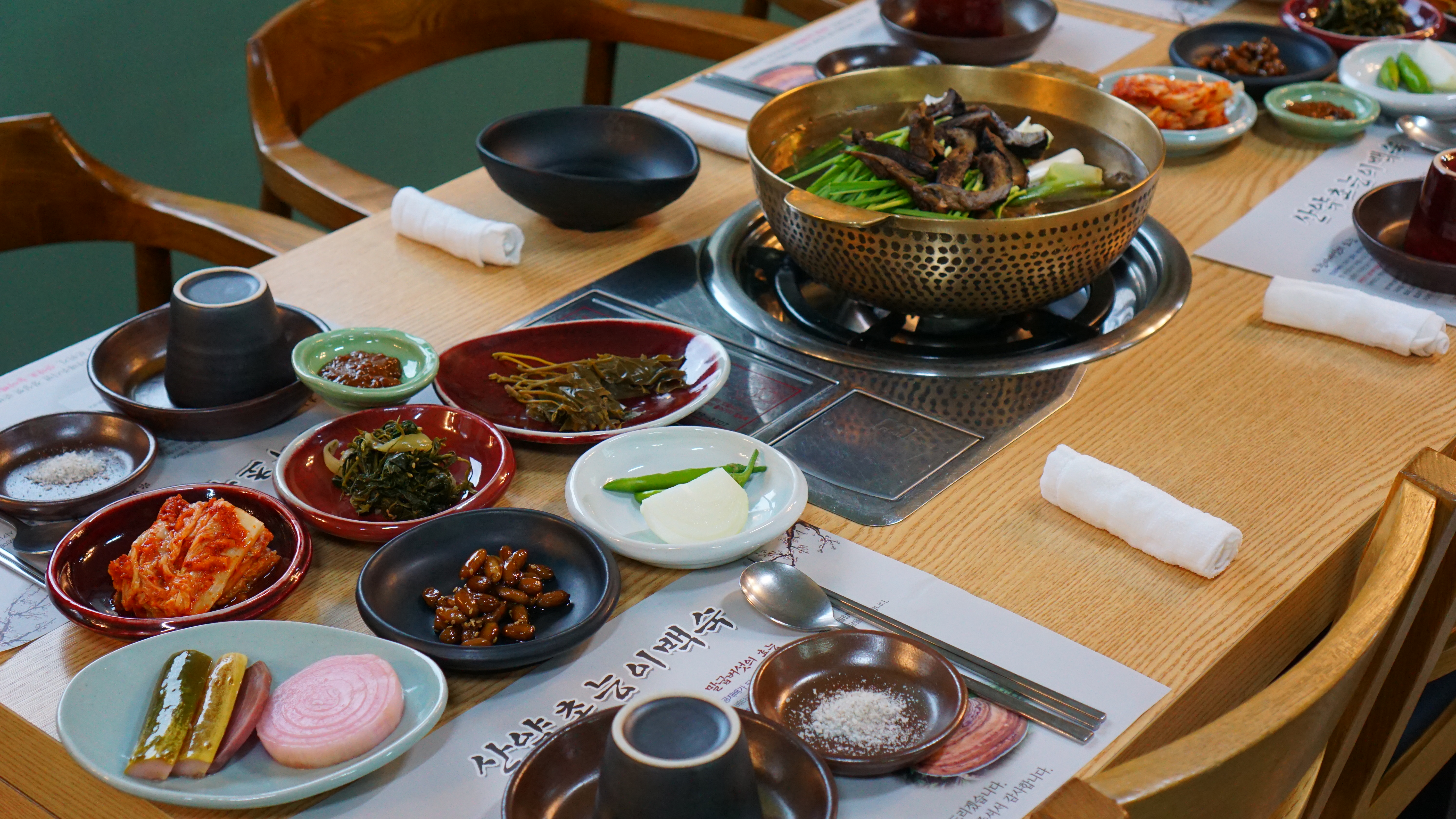 산약초능이백숙