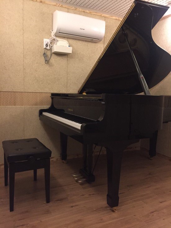 4번째 스튜디오 사진