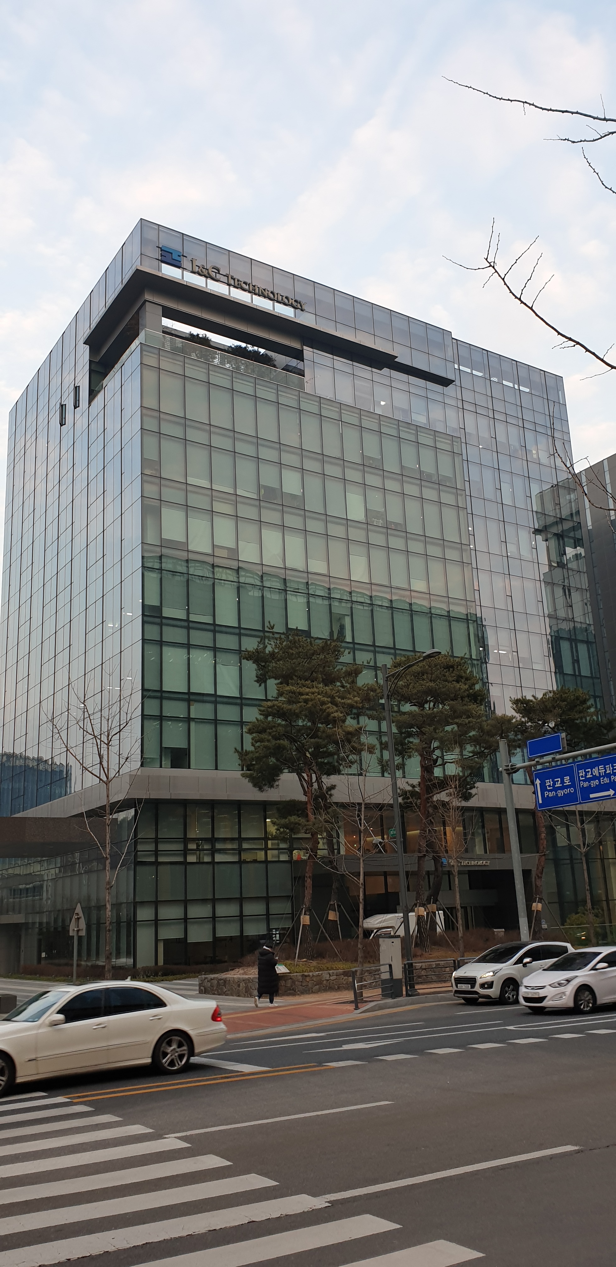 아이앤씨테크놀로지