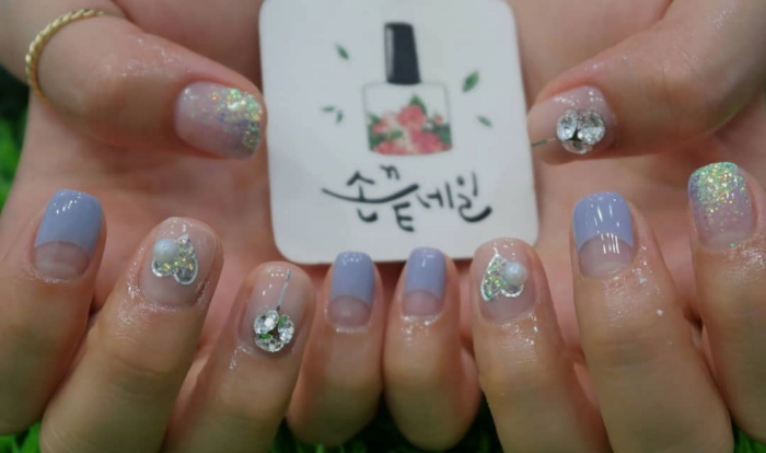 손끝네일