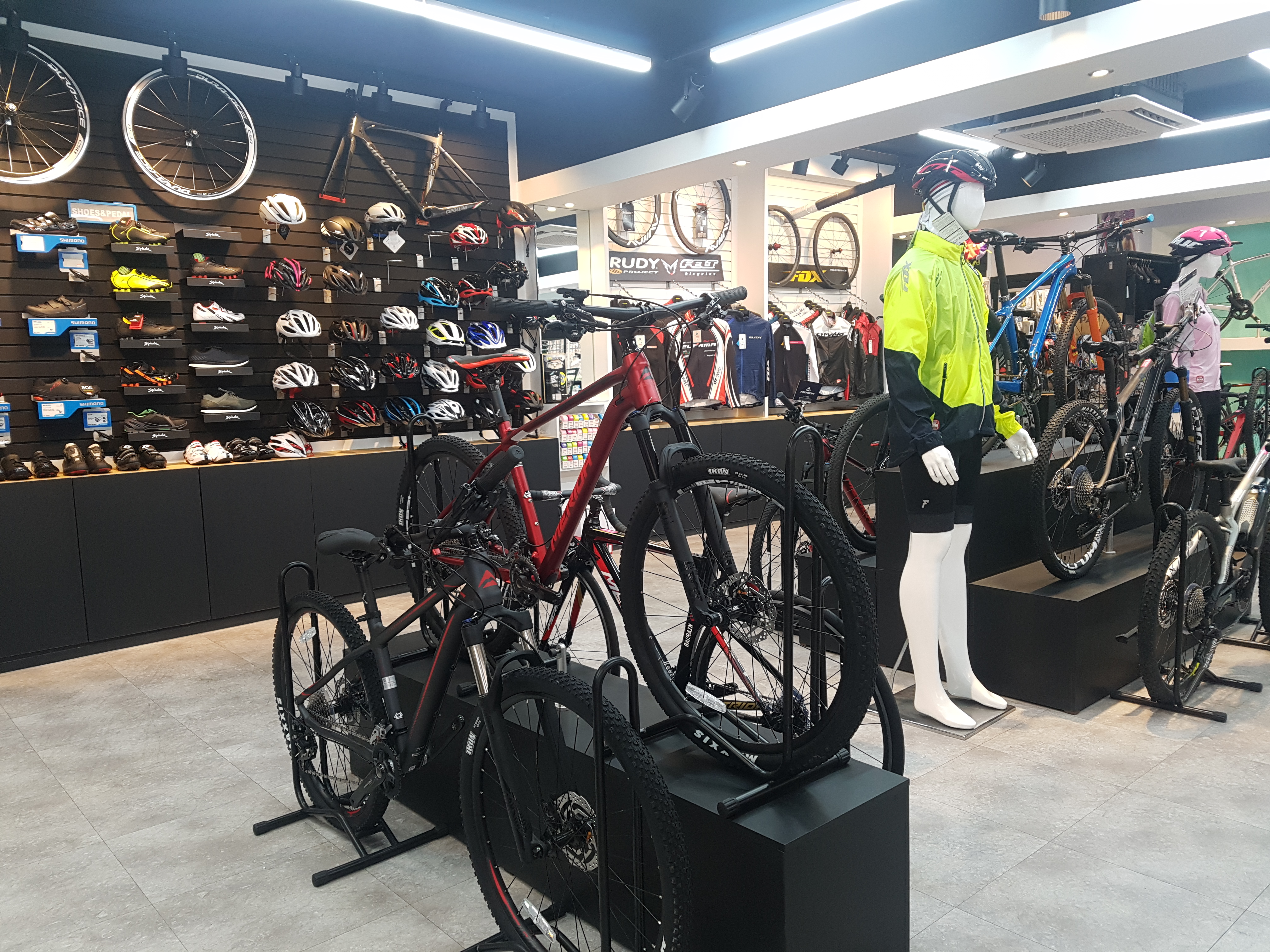 청룡엠티비자전거 매장 이미지