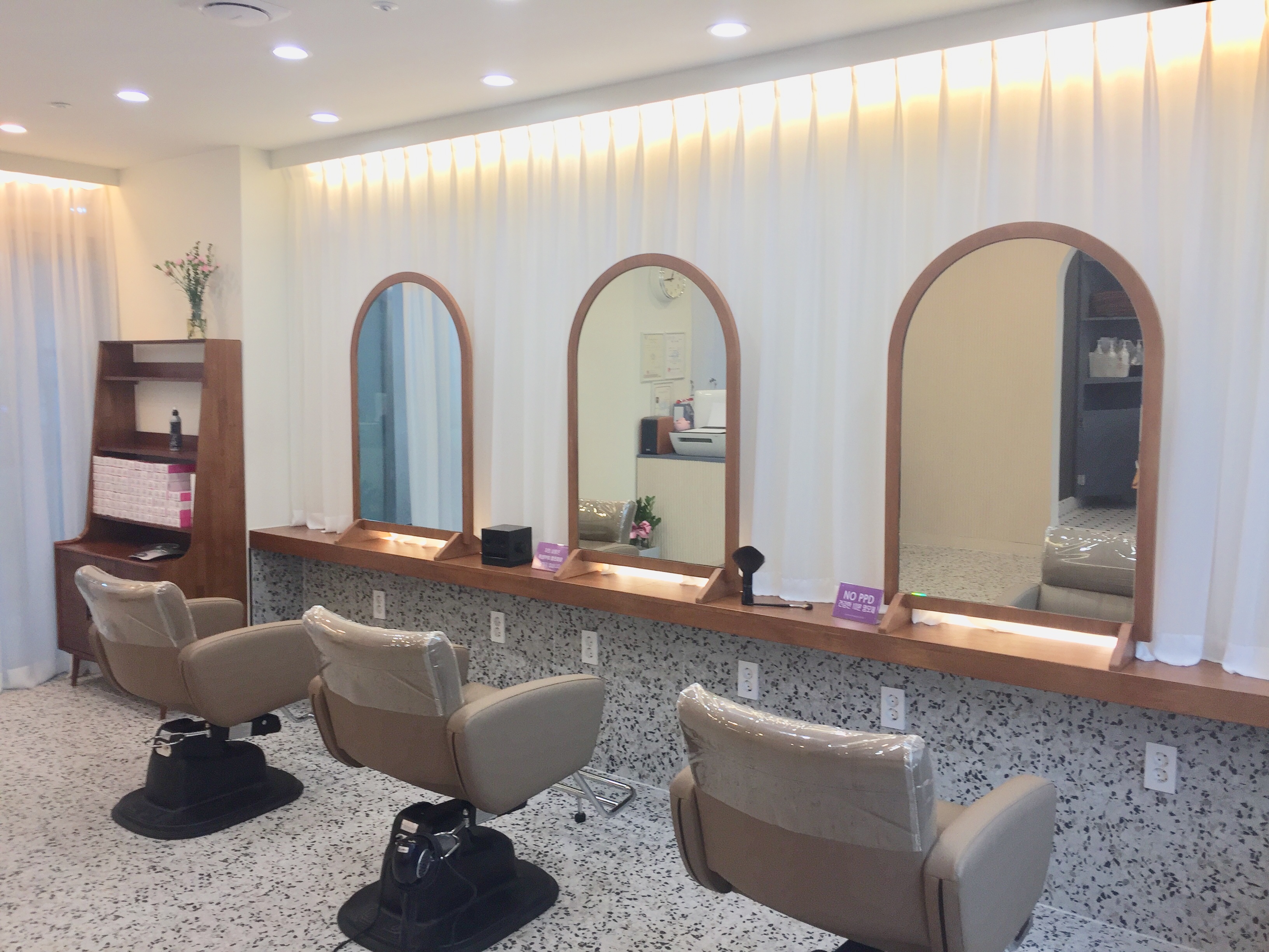 앨리스헤어 대표 이미지