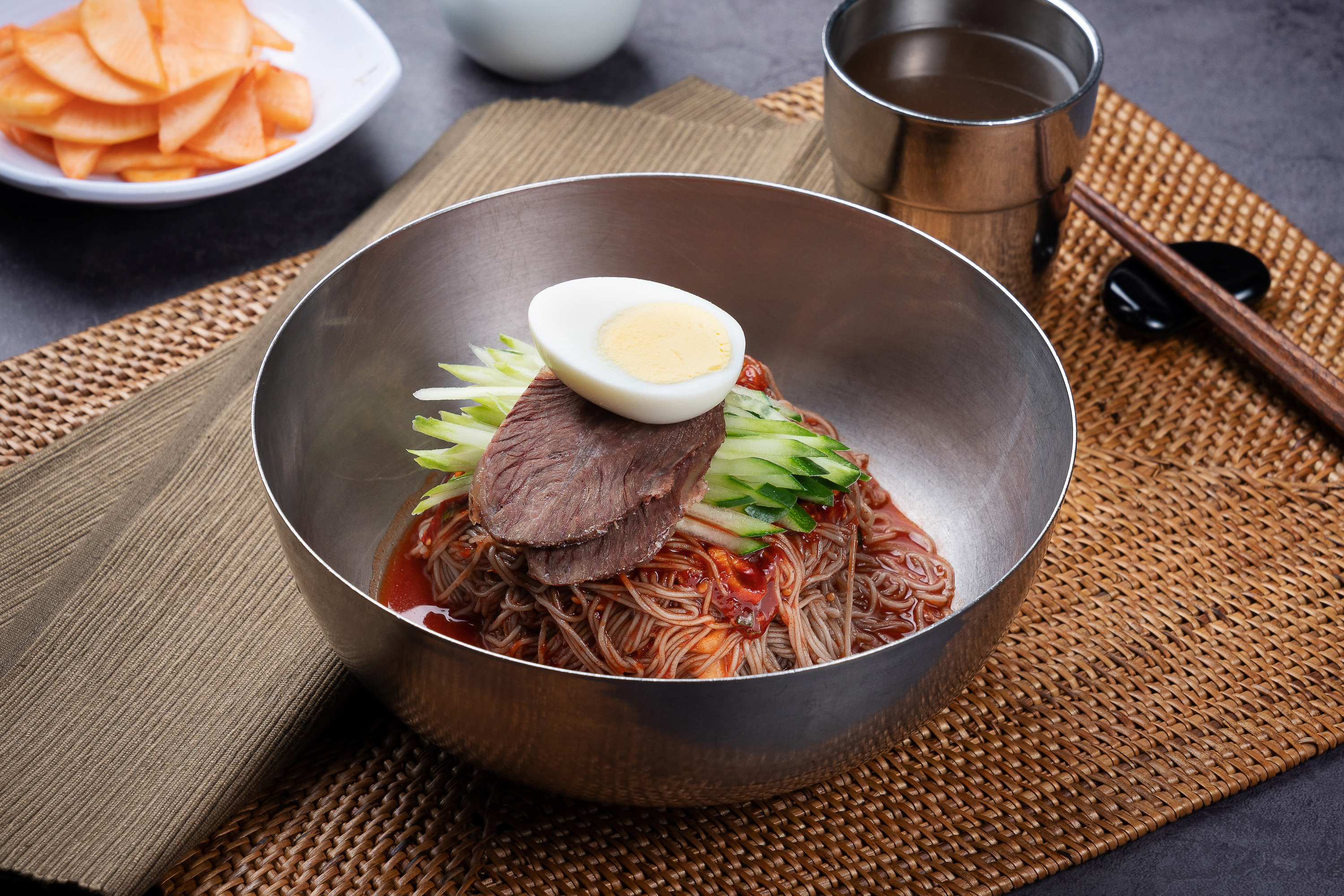 비빔냉면