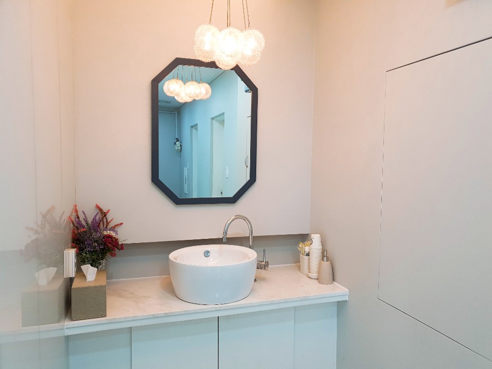 더화이트치과의원 대표 이미지