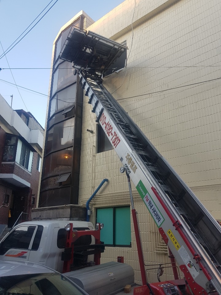 경기 김포시 사다리차 추천 사다리차비용 사다리차요금표 용달이사비용 고층사다리차 사다리차