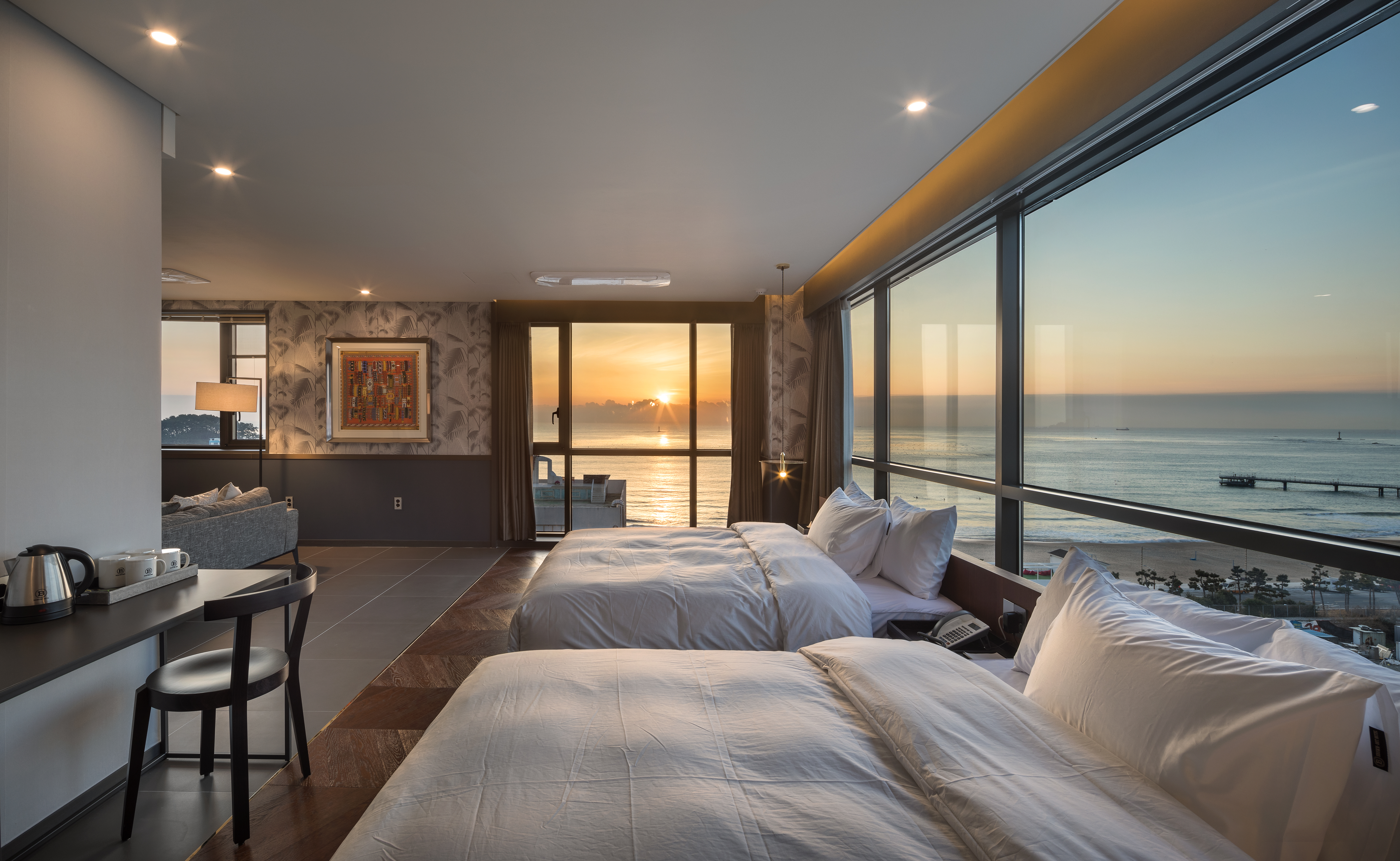 Brown-Dot Hotel Songjeong