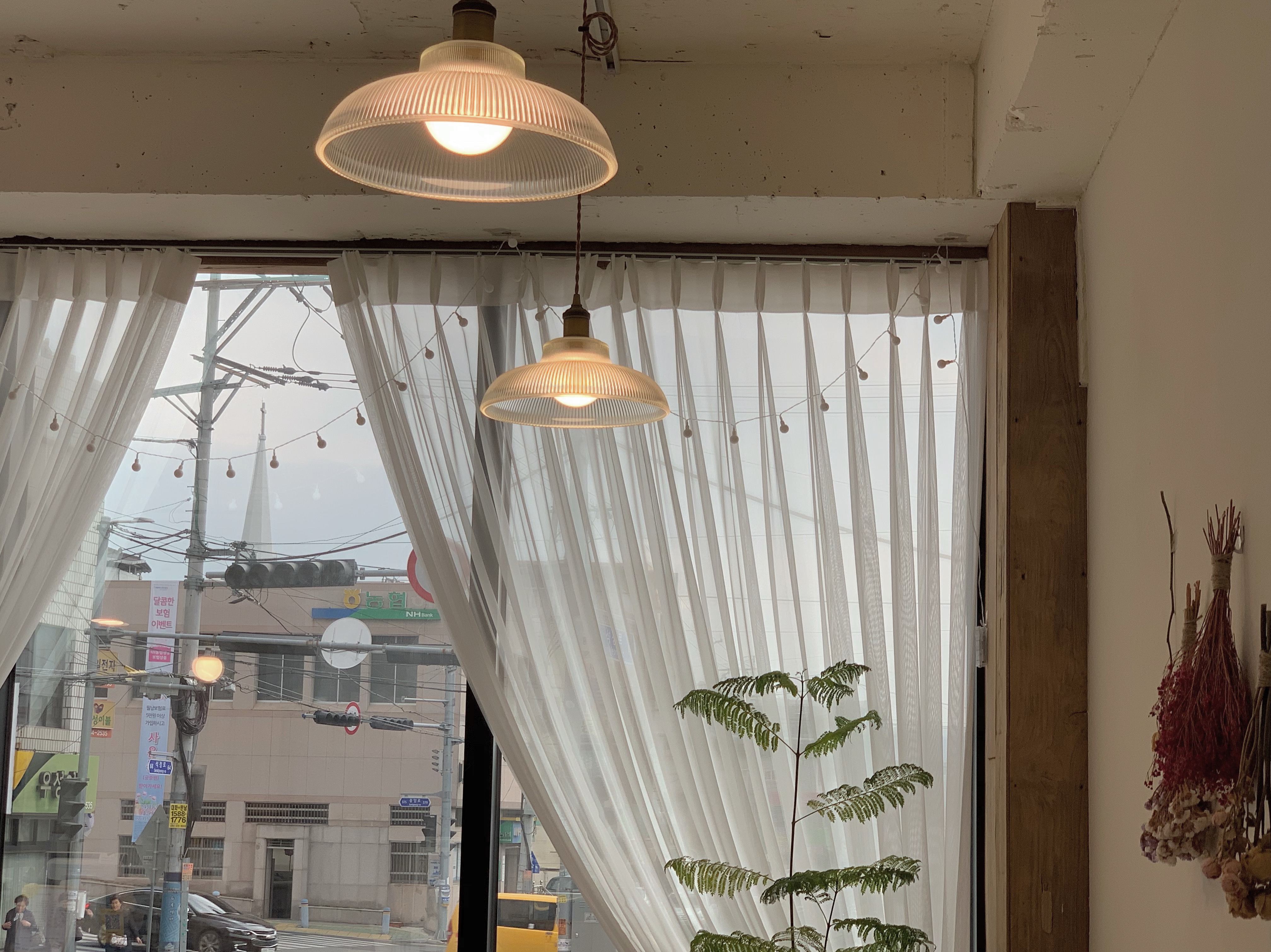 카페윤새벽