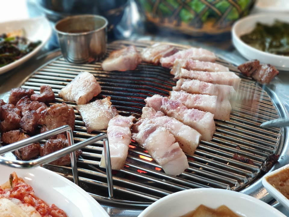 돈고팡 산방산점