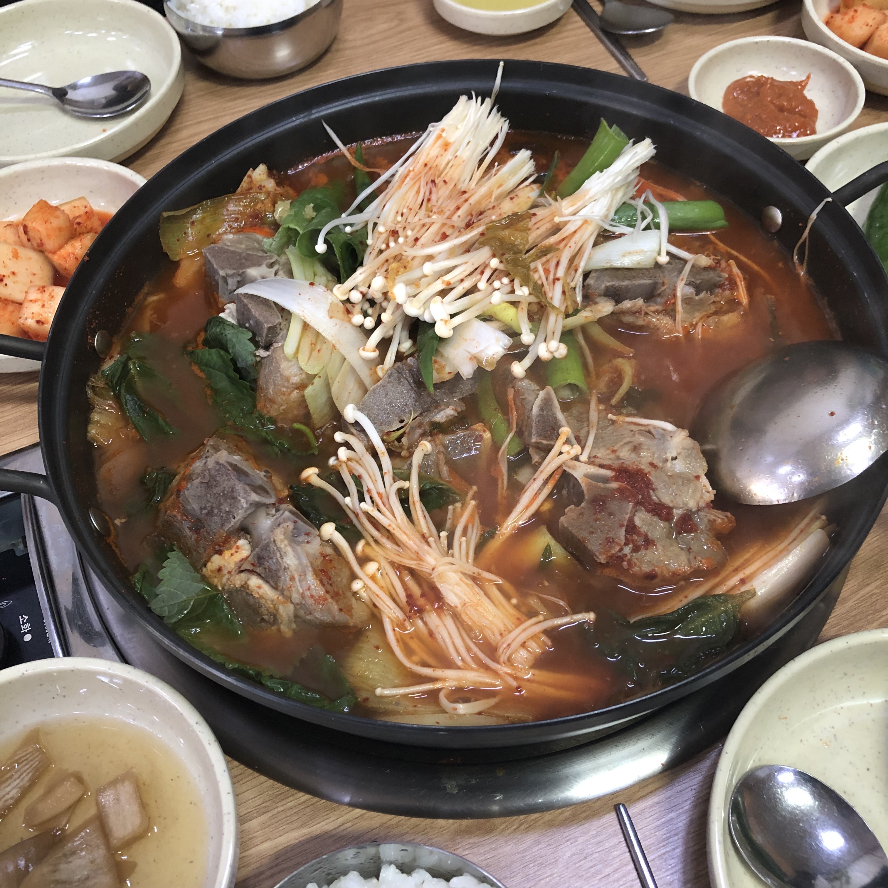 유명감자탕