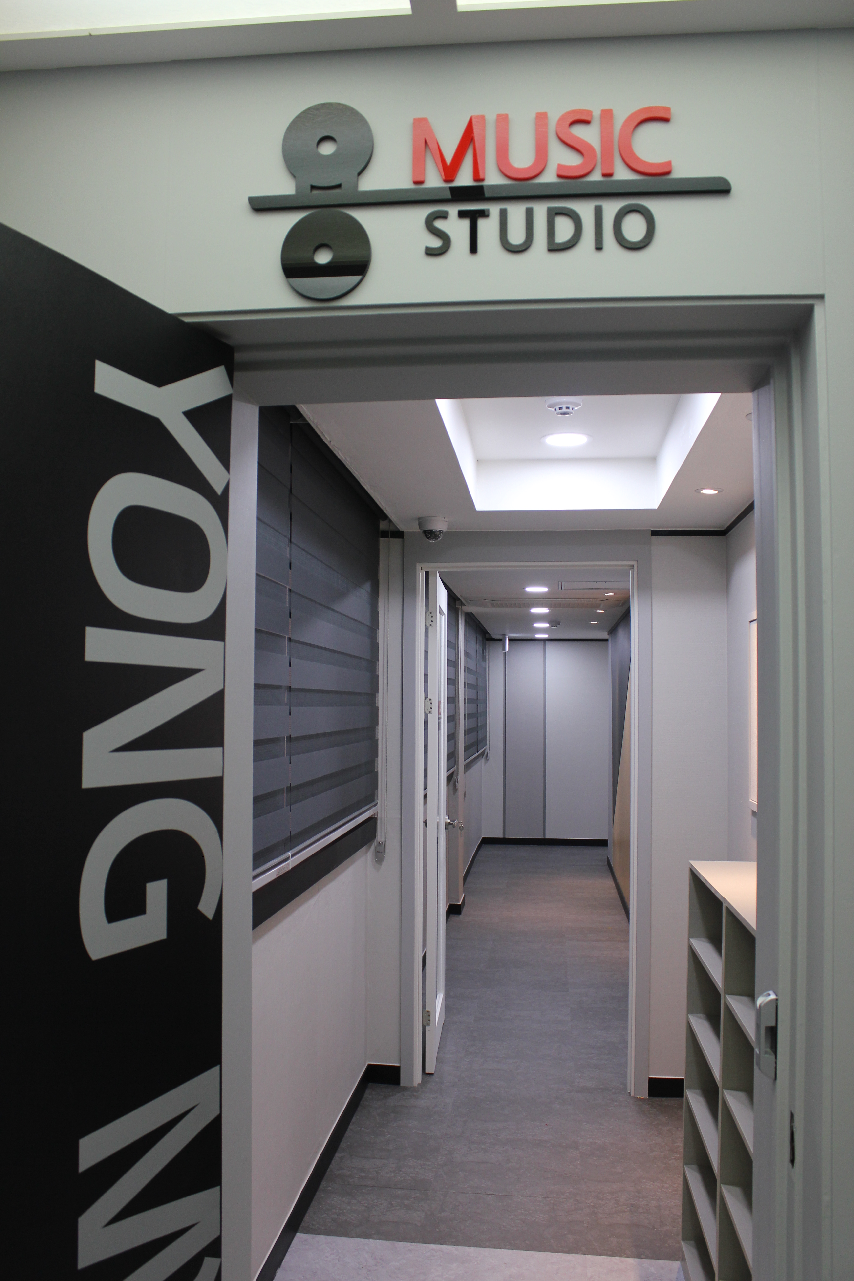 2번째 스튜디오 사진