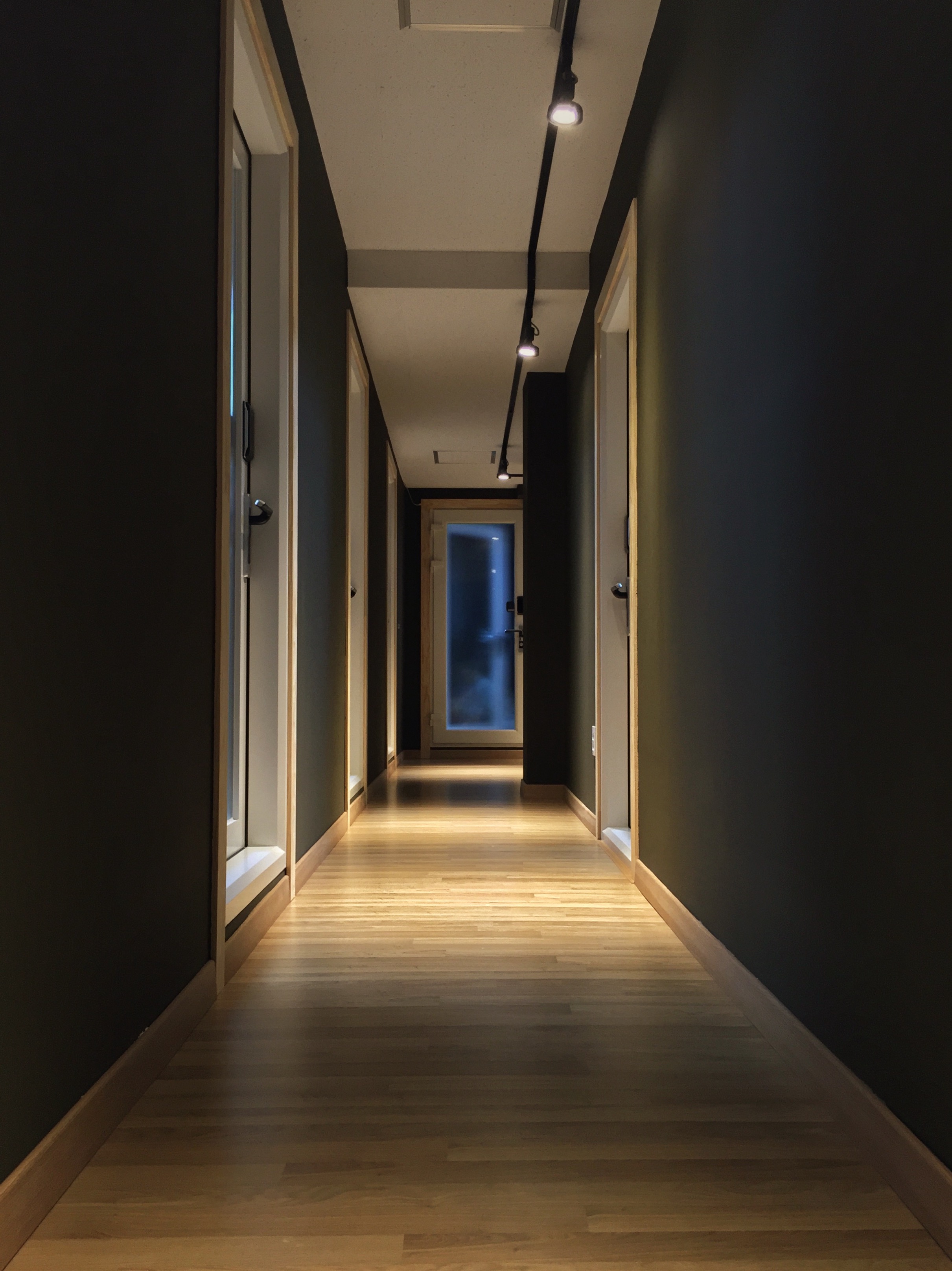 4번째 스튜디오 사진