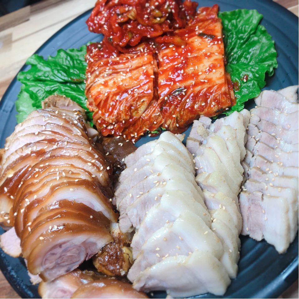 도도랑 족발보쌈 송천점