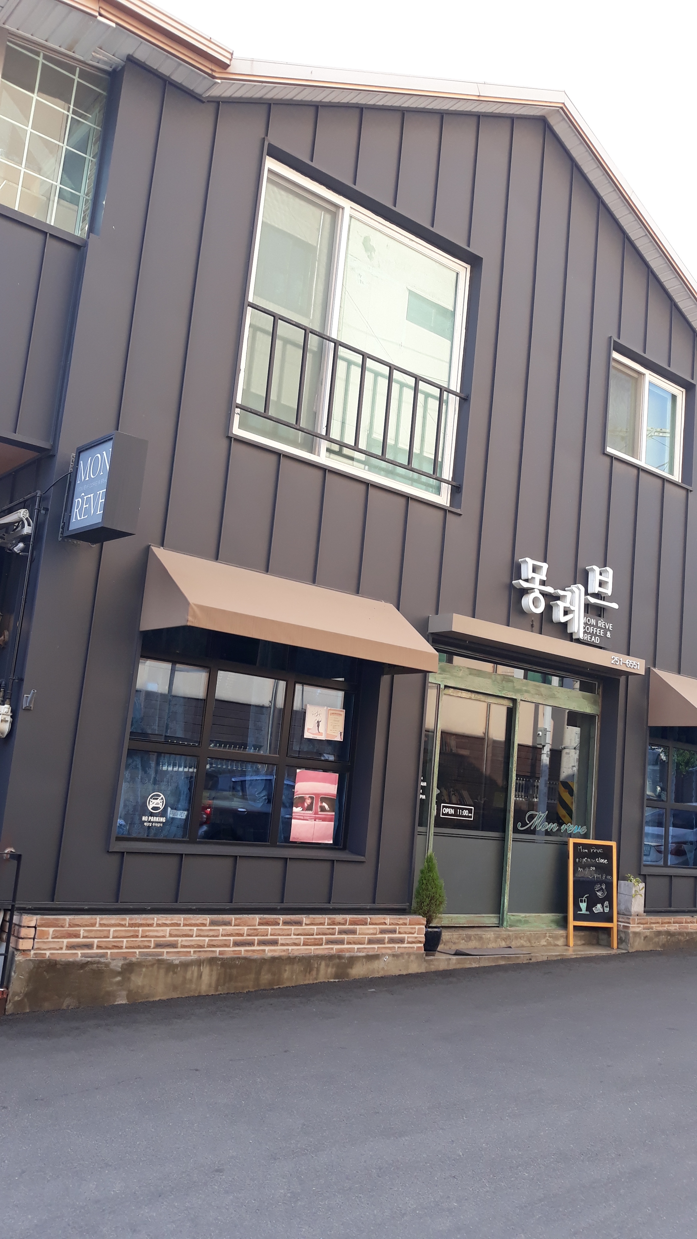 몽레브