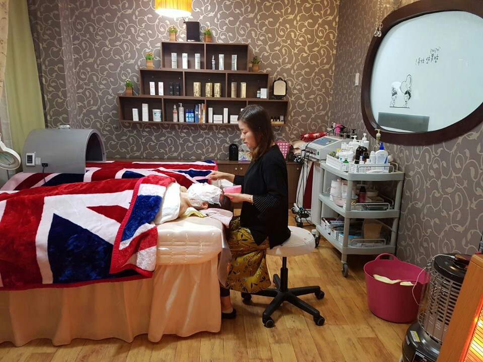 하얀피부 photo 6
