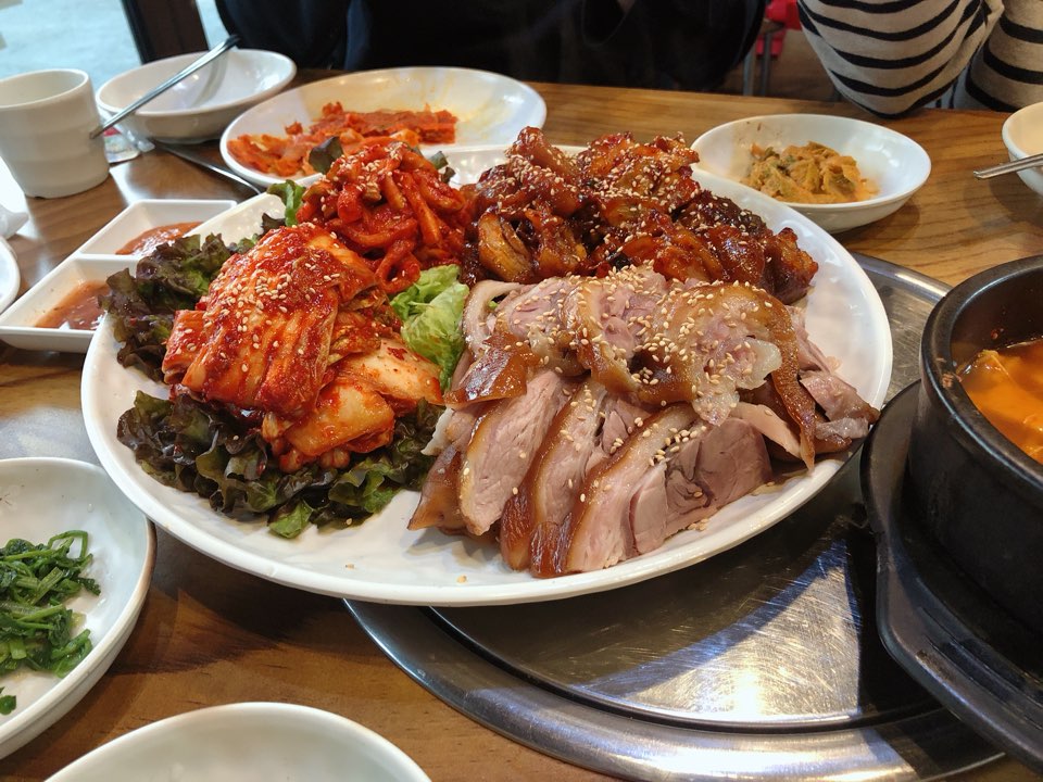 야다보쌈족발