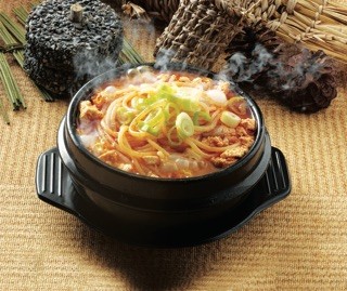 돌깨마을맷돌순두부 합정역점