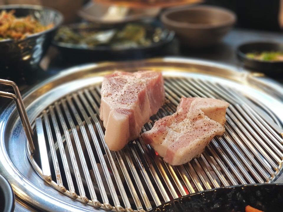 돼지통 역삼본점