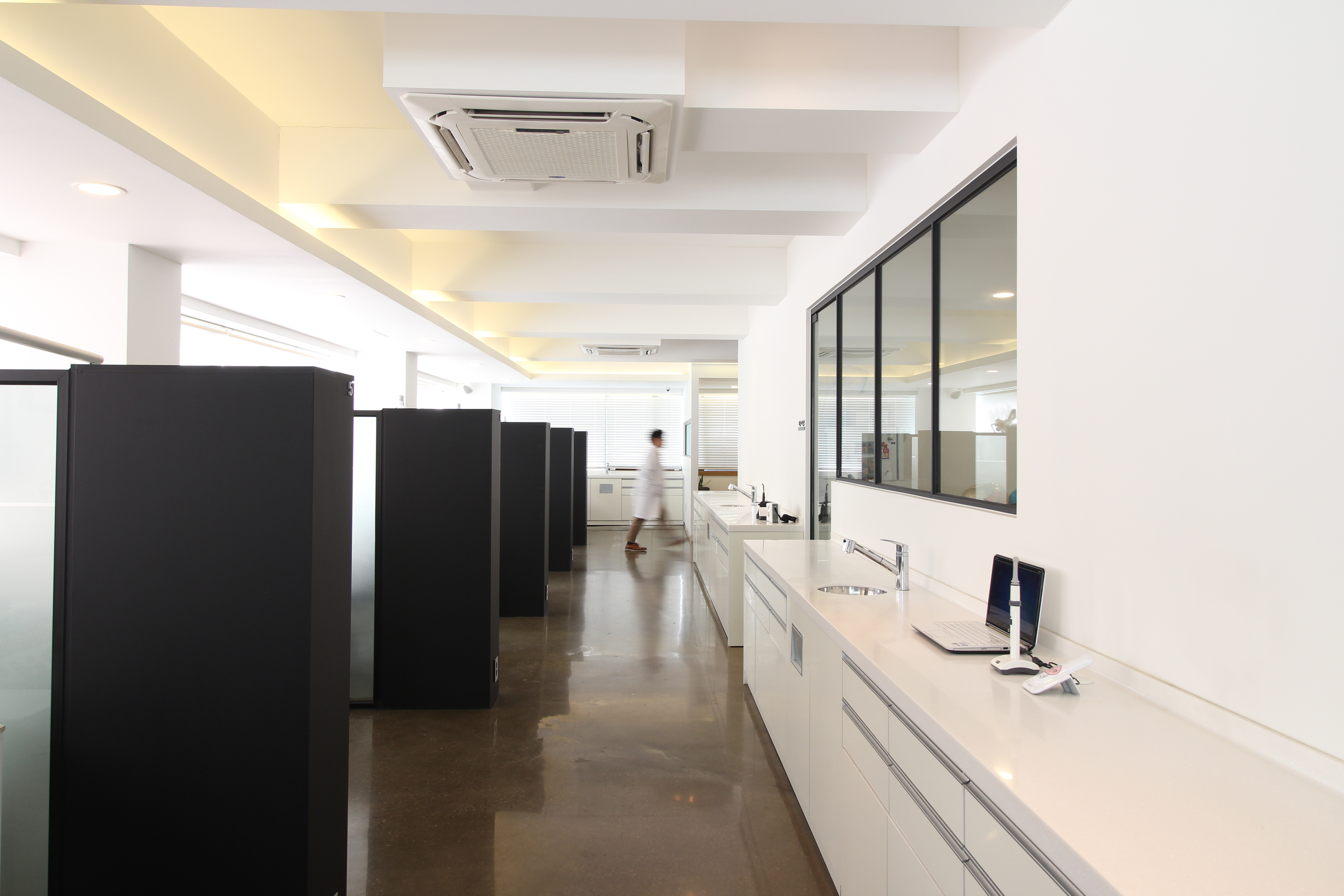 서울유엔치과의원 대표 이미지