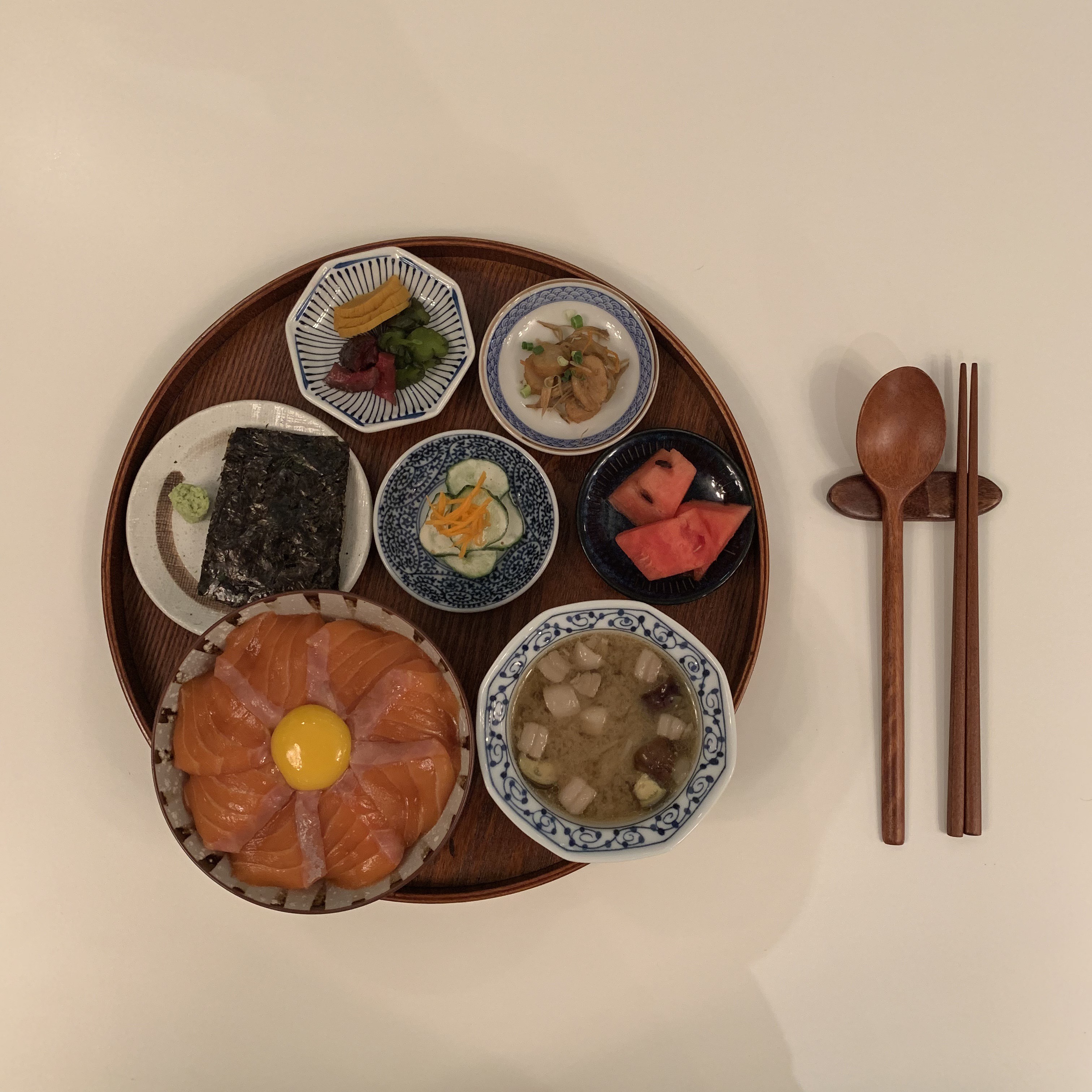 쇼유사케동(연어덮밥)