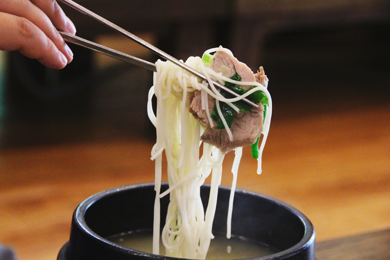 백억한우식당