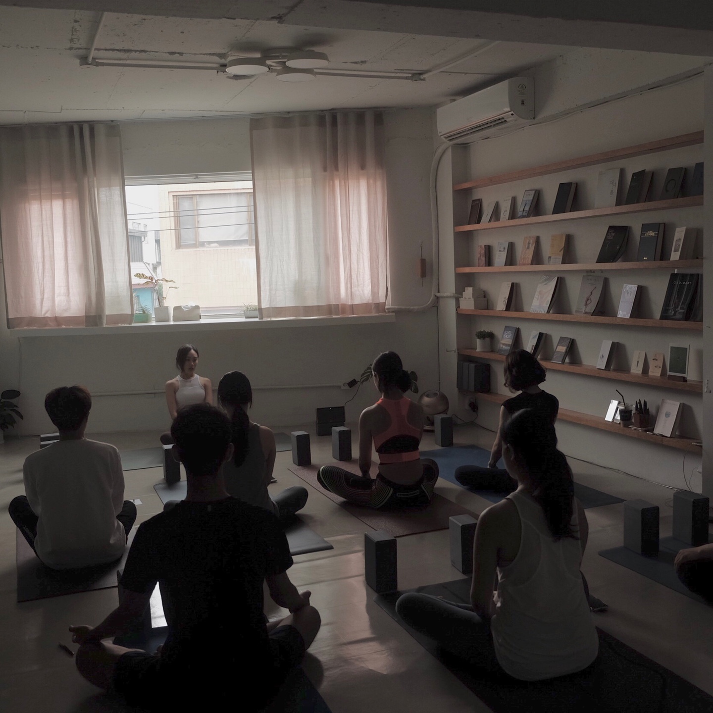 Yoga Loft 대표 이미지